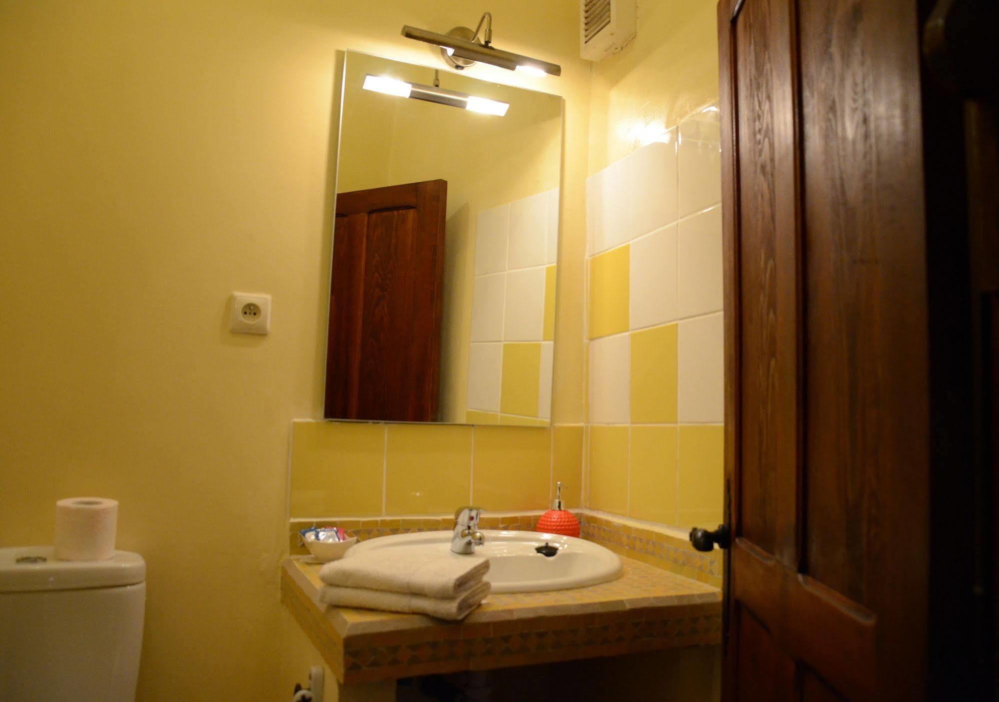 Dar Rehla Hotell Tétouan Exteriör bild